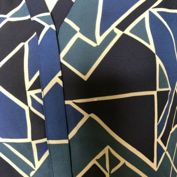 NYDJ Blue Abstract Pintuck Pleat Blouse - Picture 4 of 5